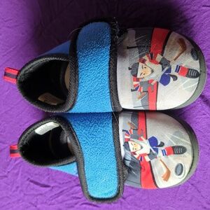 Boys hockey slippers